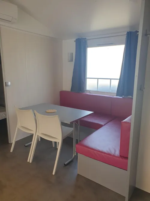 Huuraccommodatie(s) - Stacaravan Confort (Van De Eigenaar) - 28M² - 2 Slaapkamers (Jaar 2013) - image n°2 - Camping l'Oasis des Garrigues
