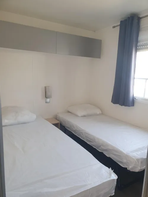 Huuraccommodatie(s) - Stacaravan Confort (Van De Eigenaar) - 28M² - 2 Slaapkamers (Jaar 2013) - image n°8 - Camping l'Oasis des Garrigues