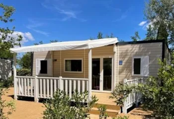 Accommodation - Mobile Home Grand Confort 35M² - 3 Bedrooms - Camping l'Oasis des Garrigues