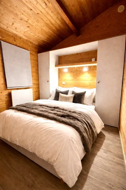 Mietunterkunft - Hütte Campanule 35M² - 3 Zimmer - image n°3 - Camping l'Oasis des Garrigues