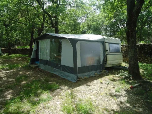 Mietunterkunft - Wohnwagen - image n°2 - Camping les Chênes