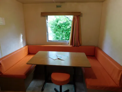 Mietunterkunft - Mobilheim Vintage - image n°3 - Camping les Chênes
