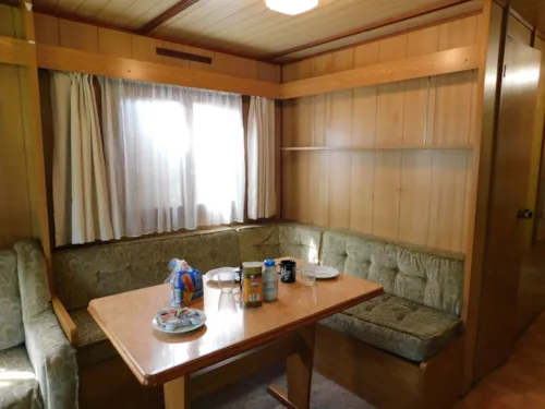Mietunterkunft - Mobilheim Trapper - image n°3 - Camping les Chênes