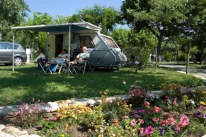 Emplacement - Standplaats Classique - elektriciteit 6A - Camping L'Ardéchois
