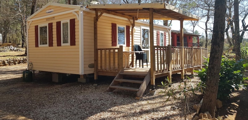 Mobilheim Komfort Klimatisiert mit halbüberdachter Terrasse