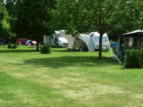 Emplacement - Emplacement Camping - image n°3 - Camping La Goule