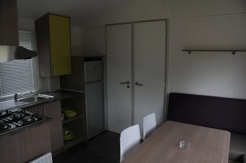 Location - Mobilhome 4 - Avec Terrasse + Climatisation + Tv - 31M² - image n°4 - Domaine des BLACHAS