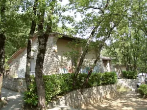 Locatif - Pavillon 6 avec vue - 1 chambre + 1 chambre cabine + terrasse + Climatisation + TV - 40m² - Domaine des BLACHAS