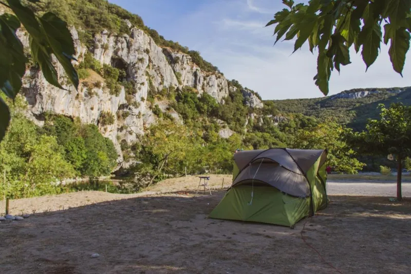 Emplacement De Catégorie 1 + Électricité À La Nuitée