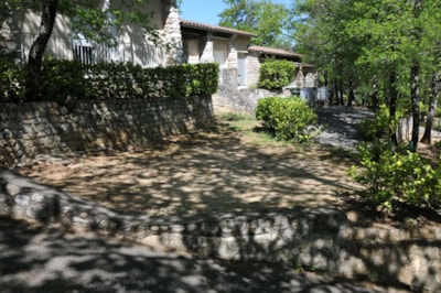 Pavillon 4 - 1 bedroom with terrace + Air conditioning +TV - 35m² - France