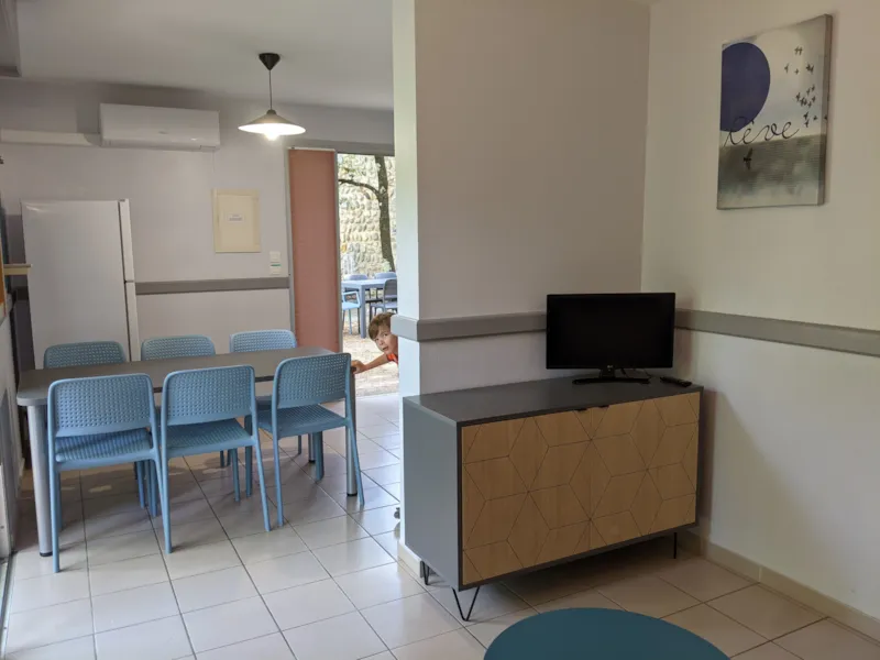 Pavillon 4 Avec Vue - 1 Chambre Avec Clim + Terrasse Et Tv