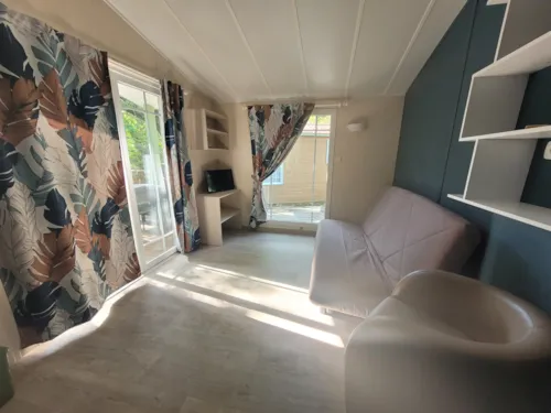 Location - Mobilhome 4/6 Confort - Avec Terrasse + Climatisation + Tv 40M² - image n°6 - Domaine des BLACHAS