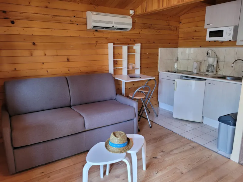 Chalet Bois Avec Terrasse + Climatisation +Tv 20M2
