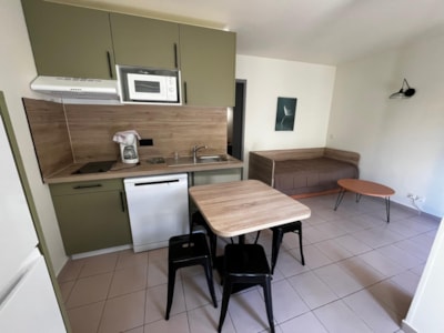 Rieusset - First floor apartment with terrace +TV - 35m2