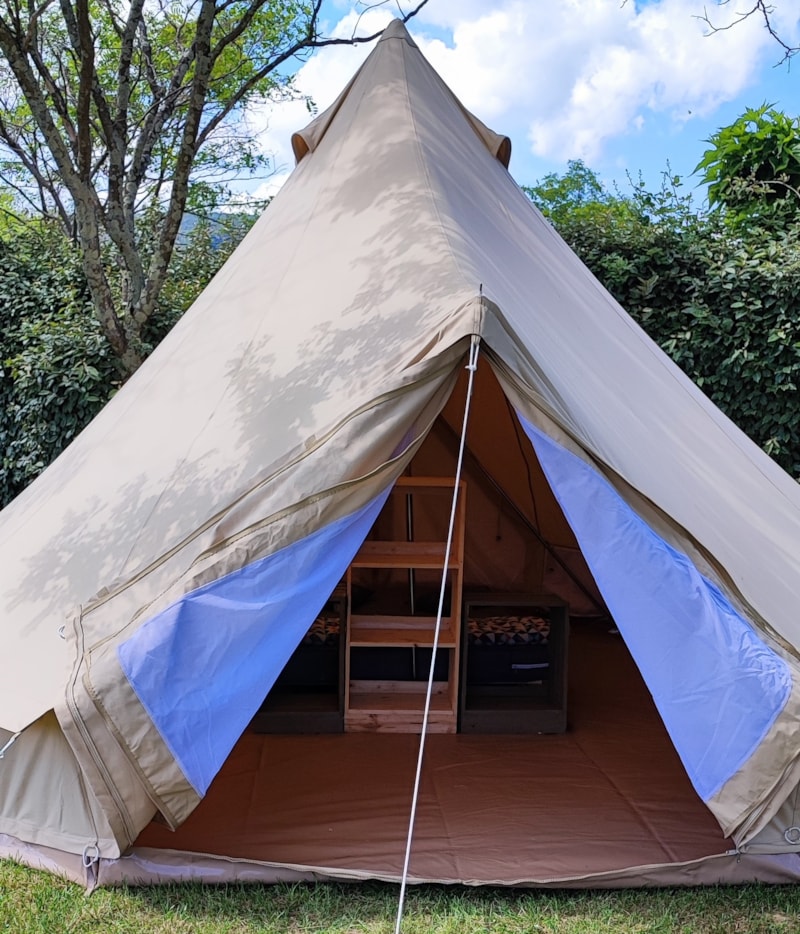 Tenda indiana