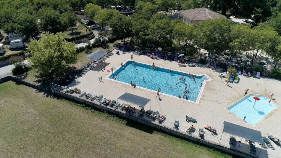 CAMPING LES PLATANES