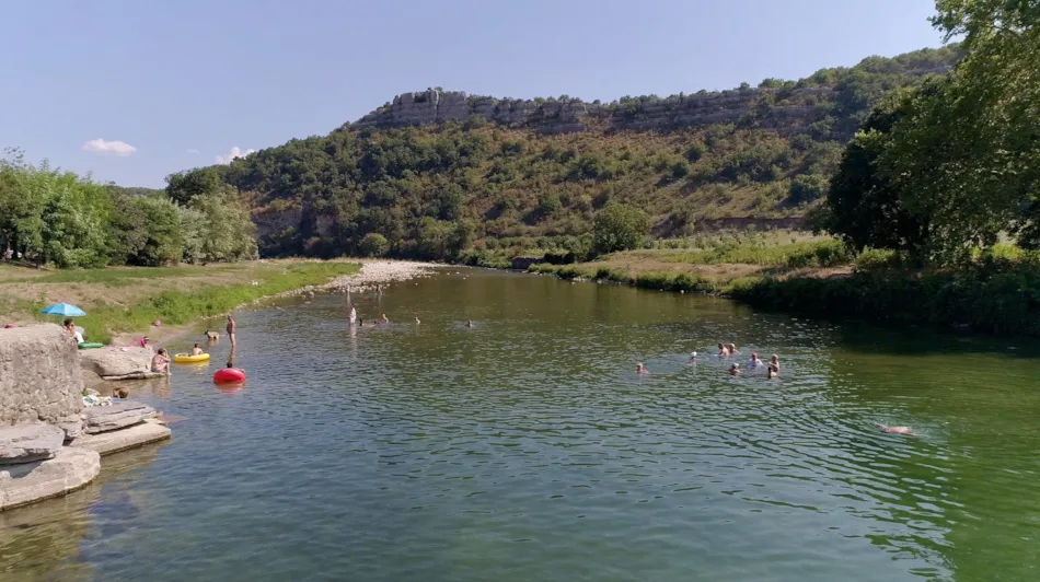 CAMPING LES PLATANES