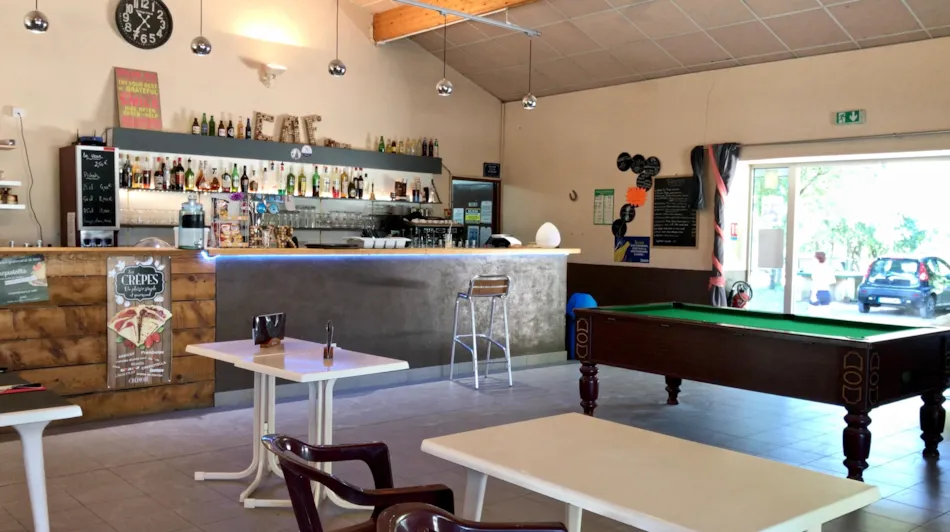 CAMPING LES PLATANES