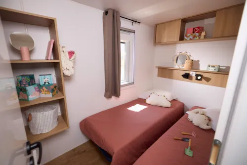 Huuraccommodatie(s) - Stacaravan Nest - 3 Slaapkamers - image n°4 - CAMPING LES PLATANES