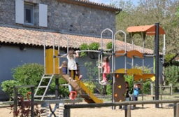 Camping Lou Rouchetou - image n°26 - Roulottes