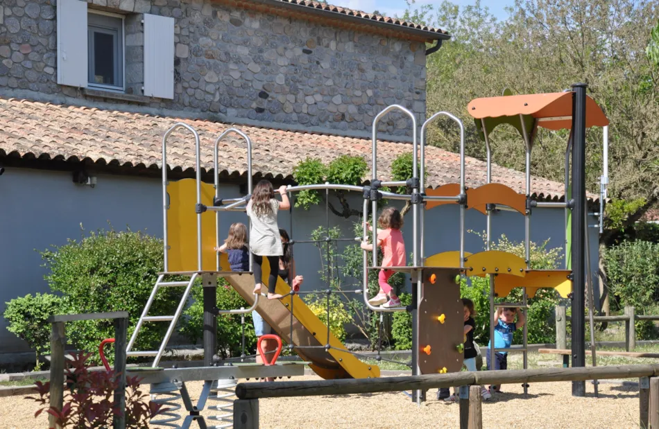 Camping Lou Rouchetou