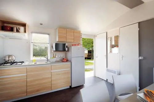 Location - Mobilhome Confort Plus Climatisation Tv 31 M² - 3 Ch D - image n°2 - Camping Lou Rouchetou
