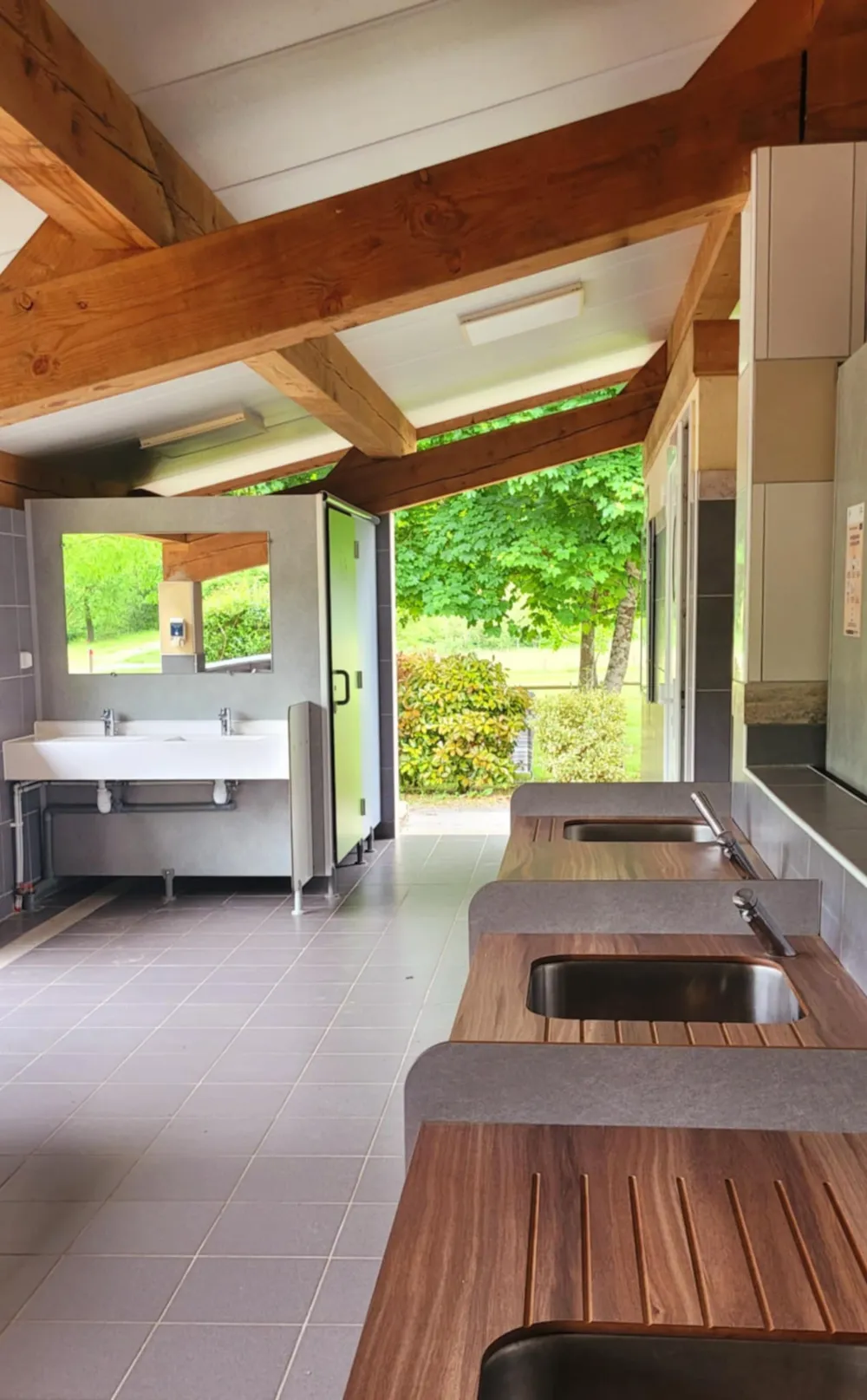 Camping Lou Rouchetou