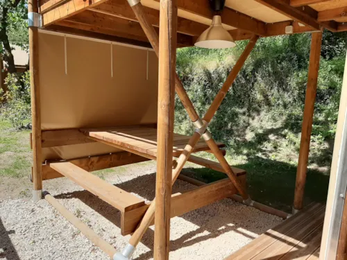 Mietunterkunft - Ungewöhnliche Unterkunft Le Nid - image n°3 - Camping de Retourtour