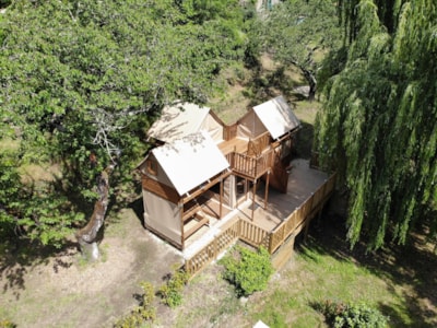 Unusual accommodation Le Nid — 2