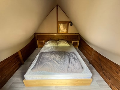 Unusual accommodation Le Nid — 7