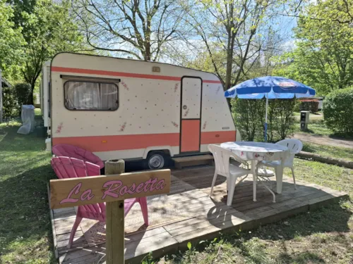 Location - Caravane "Rosetta" Ou "Violetta" - Sans Sanitaires - image n°2 - Camping de Retourtour