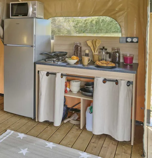Huuraccommodatie(s) - Bali Canvas Lodge – 32 M² –  Zonder Sanitair - image n°5 - Camping de Retourtour