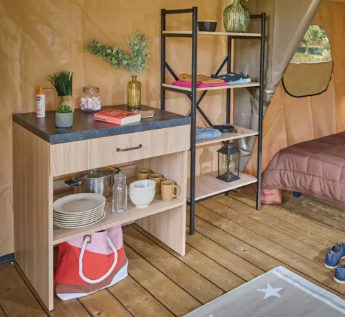 Huuraccommodatie(s) - Bali Canvas Lodge – 32 M² –  Zonder Sanitair - image n°4 - Camping de Retourtour