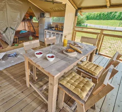 Huuraccommodatie(s) - Bali Canvas Lodge – 32 M² –  Zonder Sanitair - image n°3 - Camping de Retourtour