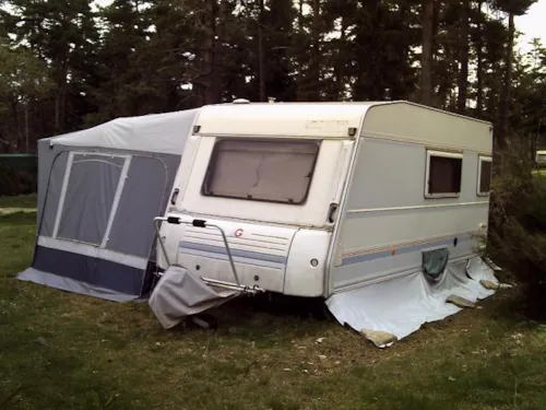 Huuraccommodatie(s) - Caravan - image n°2 - Camping du Lac de Devesset