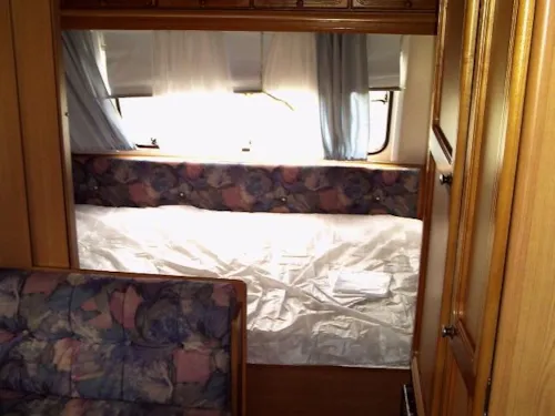 Huuraccommodatie(s) - Caravan - image n°5 - Camping du Lac de Devesset