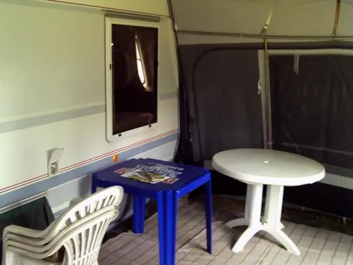 Huuraccommodatie(s) - Caravan - image n°7 - Camping du Lac de Devesset