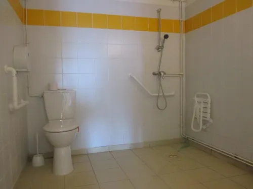Location - Appartement - image n°5 - Camping du Lac de Devesset