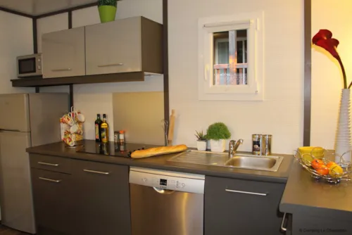 Location - Chalet Élite - 35M² - 3 Chambres - image n°5 - Camping Le Chamadou