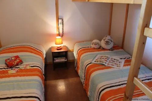 Location - Chalet Prestige - 45M² - 2 Chambres - image n°5 - Camping Le Chamadou