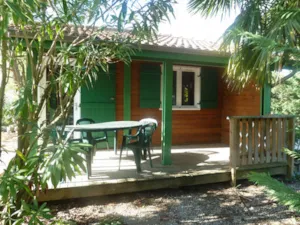 Locatif - Chalet Lavandin - 35m² - 2 chambres - Camping Le Chamadou