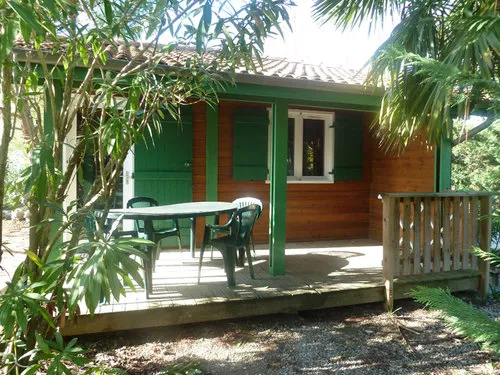 Location - Chalet Lavandin - 35M² - 2 Chambres - image n°1 - Camping Le Chamadou