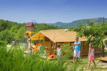 Mietunterkunft - Ausgestattetes Zelt 20M² - Capfun - Camping Le Merle Roux