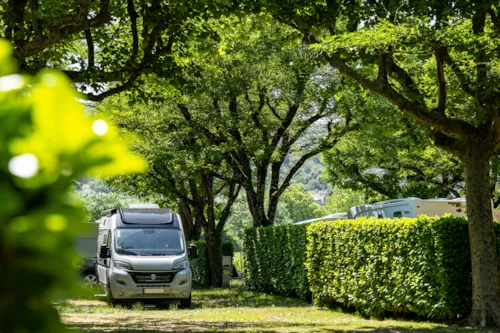 Pitch - Package 2 Persons, 1 Pitch, 1 Car - image n°2 - Camping Le Chauvieux