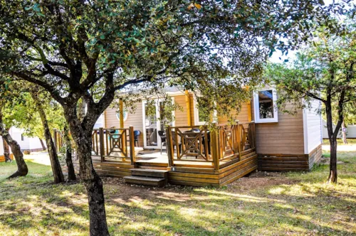 Mietunterkunft - Cottage "Laurier" - 3 Schlafzimmer - Reihe Confort - image n°3 - Camping L'Ombrage