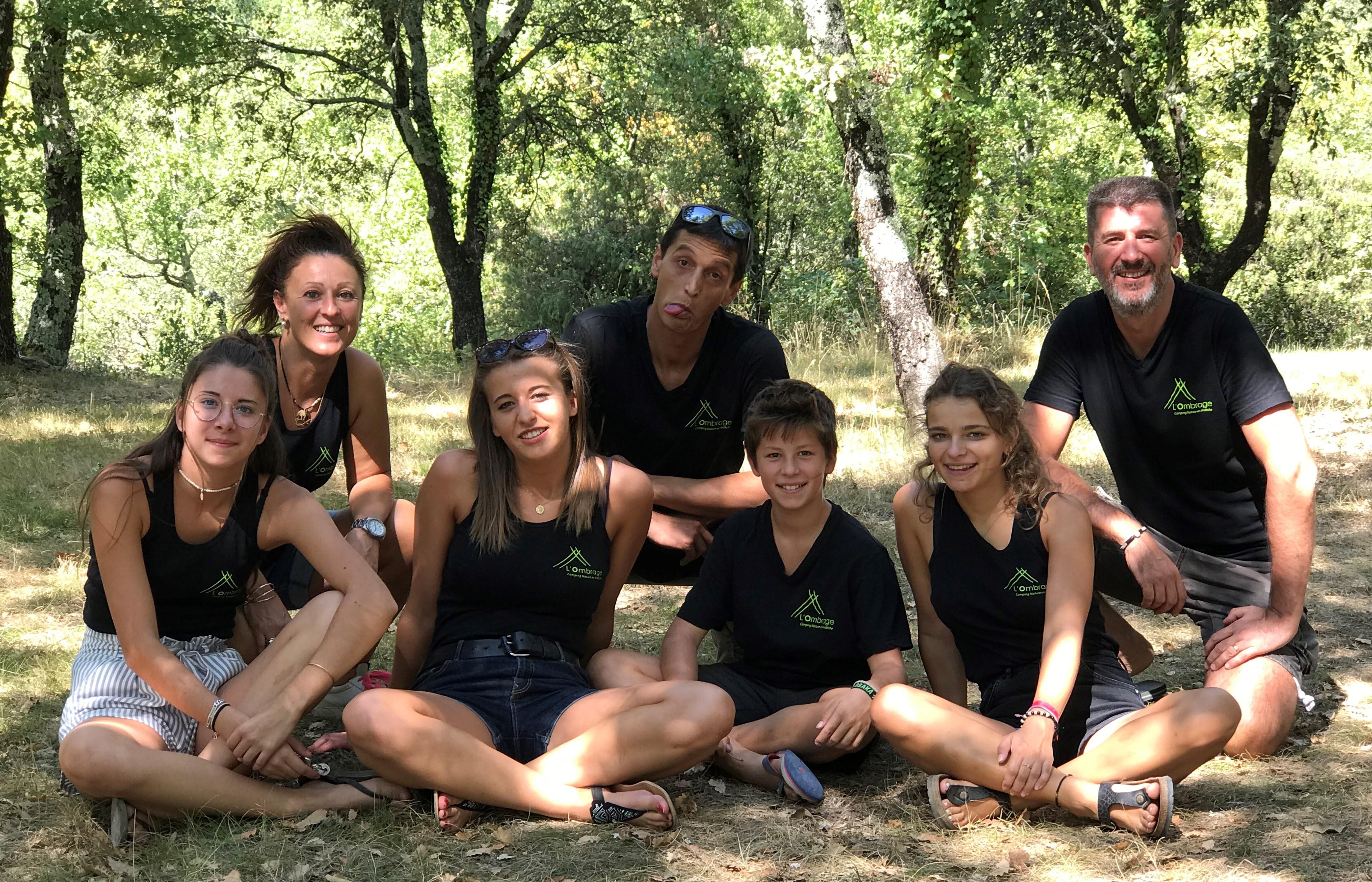Equipe d'accueil Camping L'ombrage - Lagorce - Ruoms