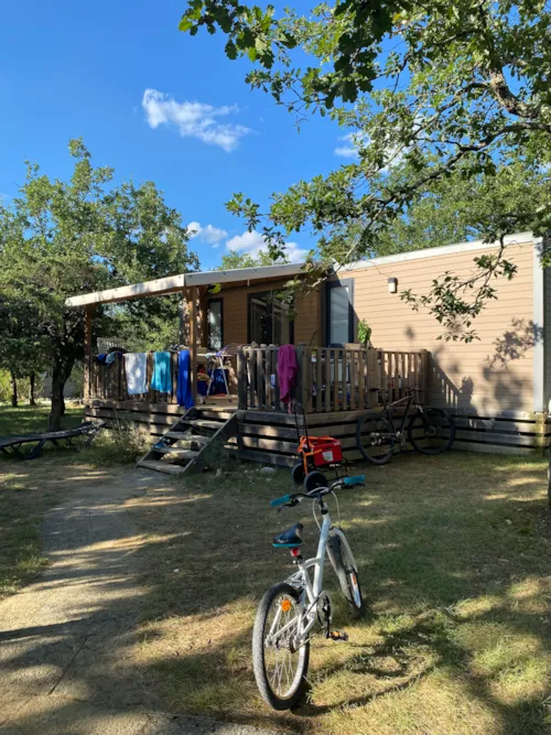 Location - Cottage “Micocoulier” - 3 Chambres – Gamme Premium - image n°1 - Camping L'Ombrage