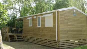 Mietunterkunft - 32M² Mobilheim (3 Schlafzimmer) + 6M² Halbüberdachte Terrasse - Camping du Lac de Saint Cyr