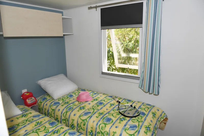 Mobil-Home Evasion ( 6 Personnes Dont 2 - De 16 Ans)