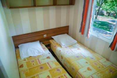 Mobil-Home Evasion 2 bedrooms (4 adults and 2 children under 16) — 5